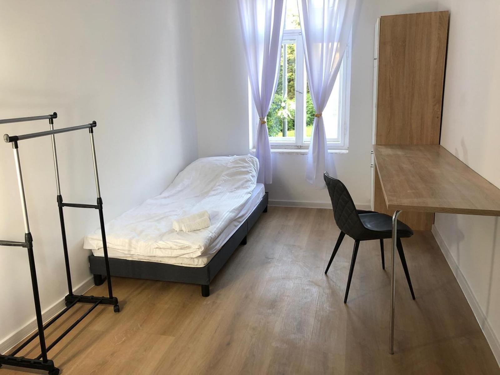 Volkshaus Hbf Wg & Serviced Apartments ซิทเทา ภายนอก รูปภาพ